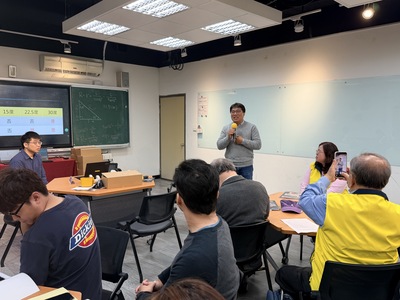 黃臣鴻老師講解VR應用於交安圖片