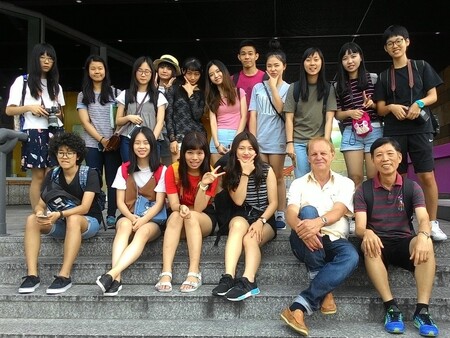 Professor Patrick S. Chen (front row, right one) went to Germany for exchange.